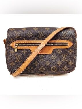 Louis Vuitton Vintage Monogram Saint-Germain 24